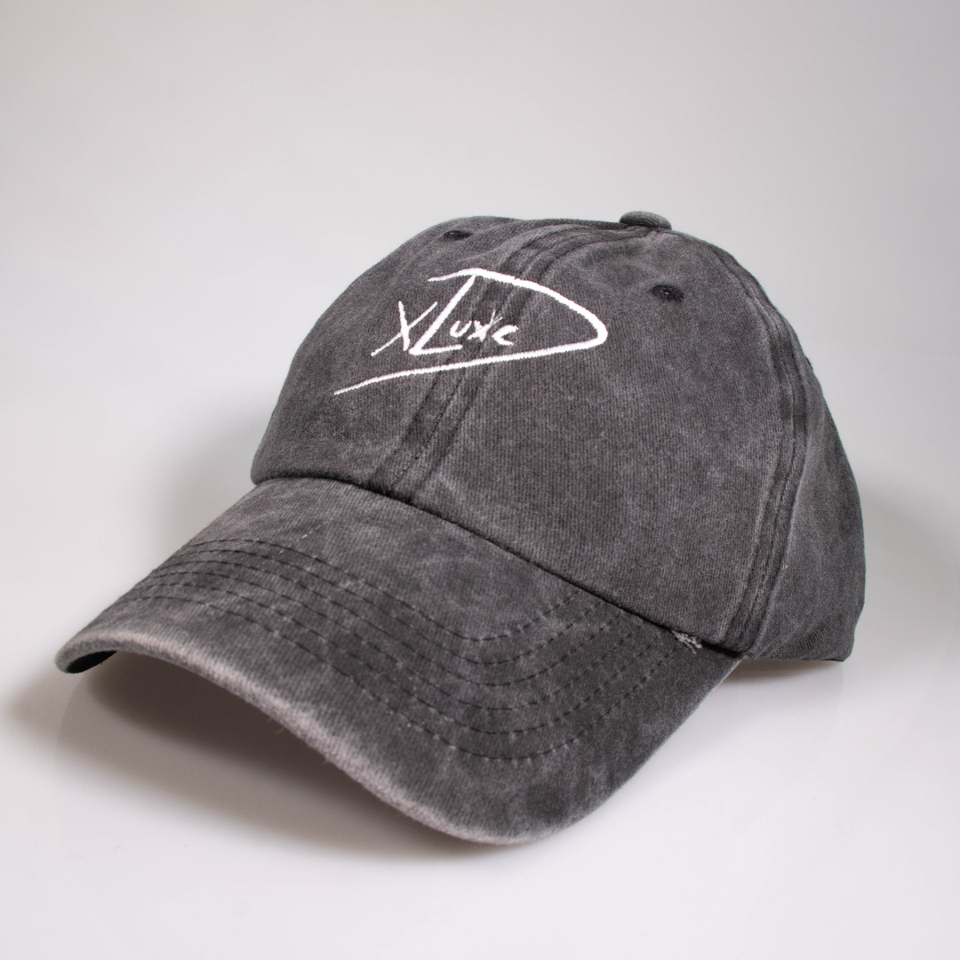 Gorra ajustable Xluxe bordado